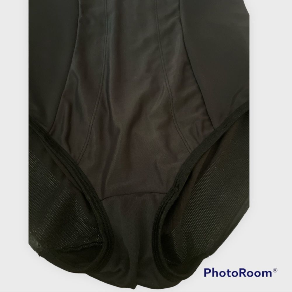 ⚡️COPY - (NWOT) Miraclesuit Hi-Waist Brief⚡️ - Picture 4 of 5